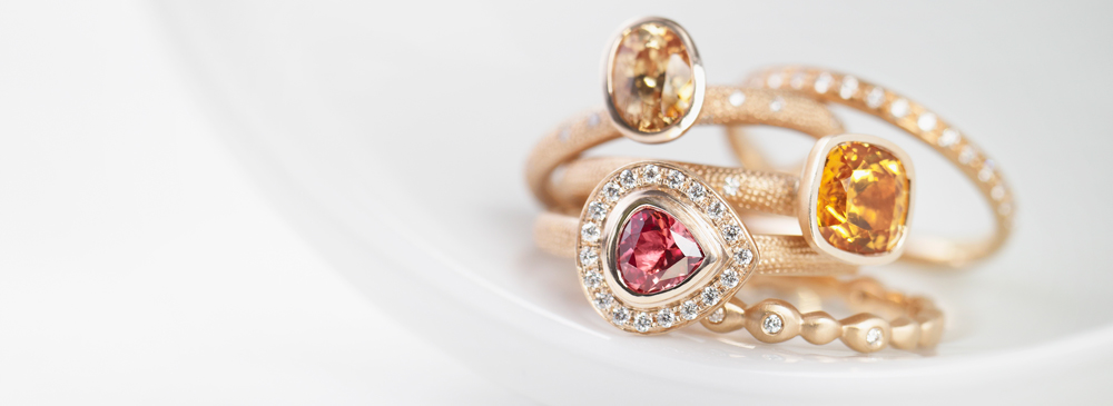 Engagement rings – feeling in the pink!